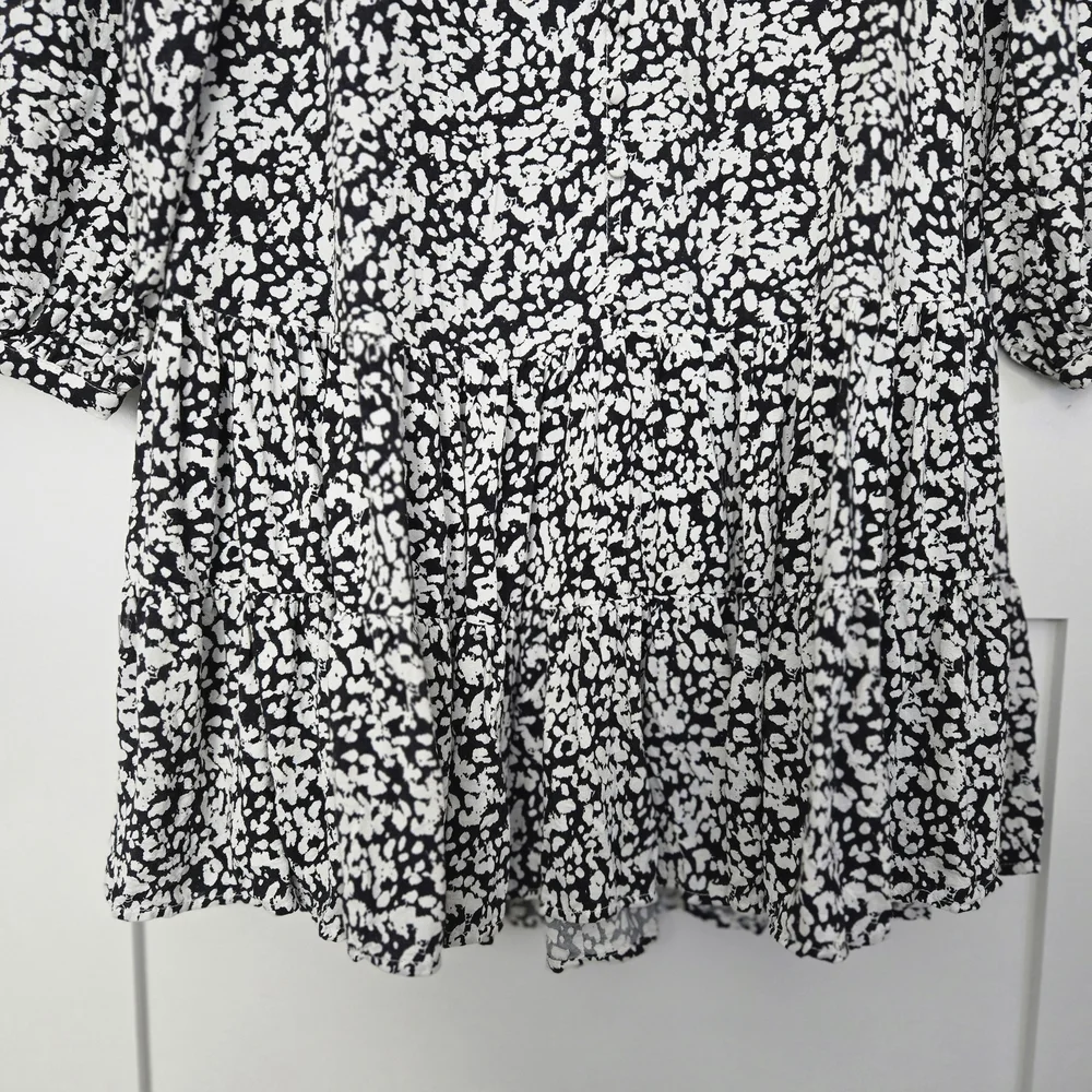 Zara Black and White Flowy Dress Size XS